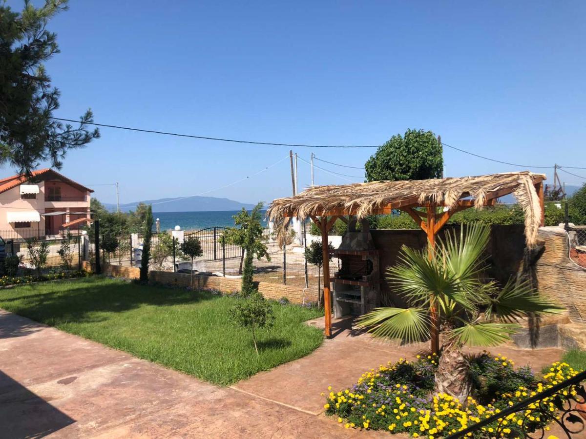 Guest House Costa 2 Karianí Kültér fotó